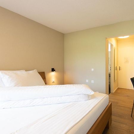 Noah Hotel Ruti  Екстер'єр фото