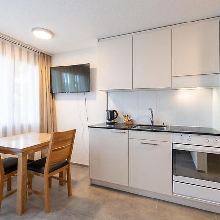 Noah Hotel Ruti  Екстер'єр фото