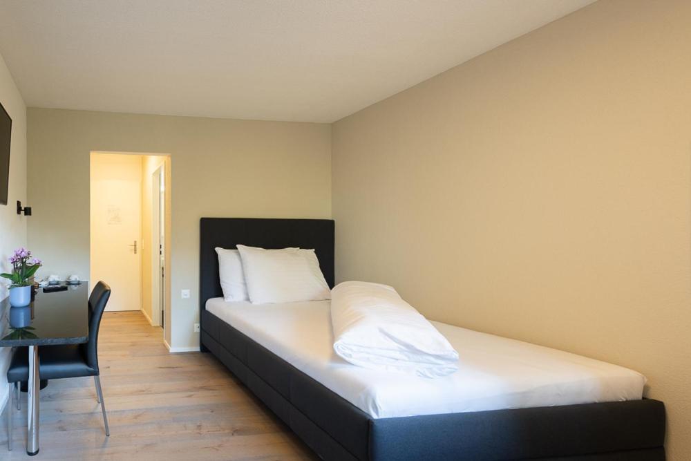 Noah Hotel Ruti  Екстер'єр фото